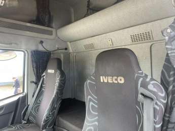 Camion porteur Iveco Eurocargo 180E28